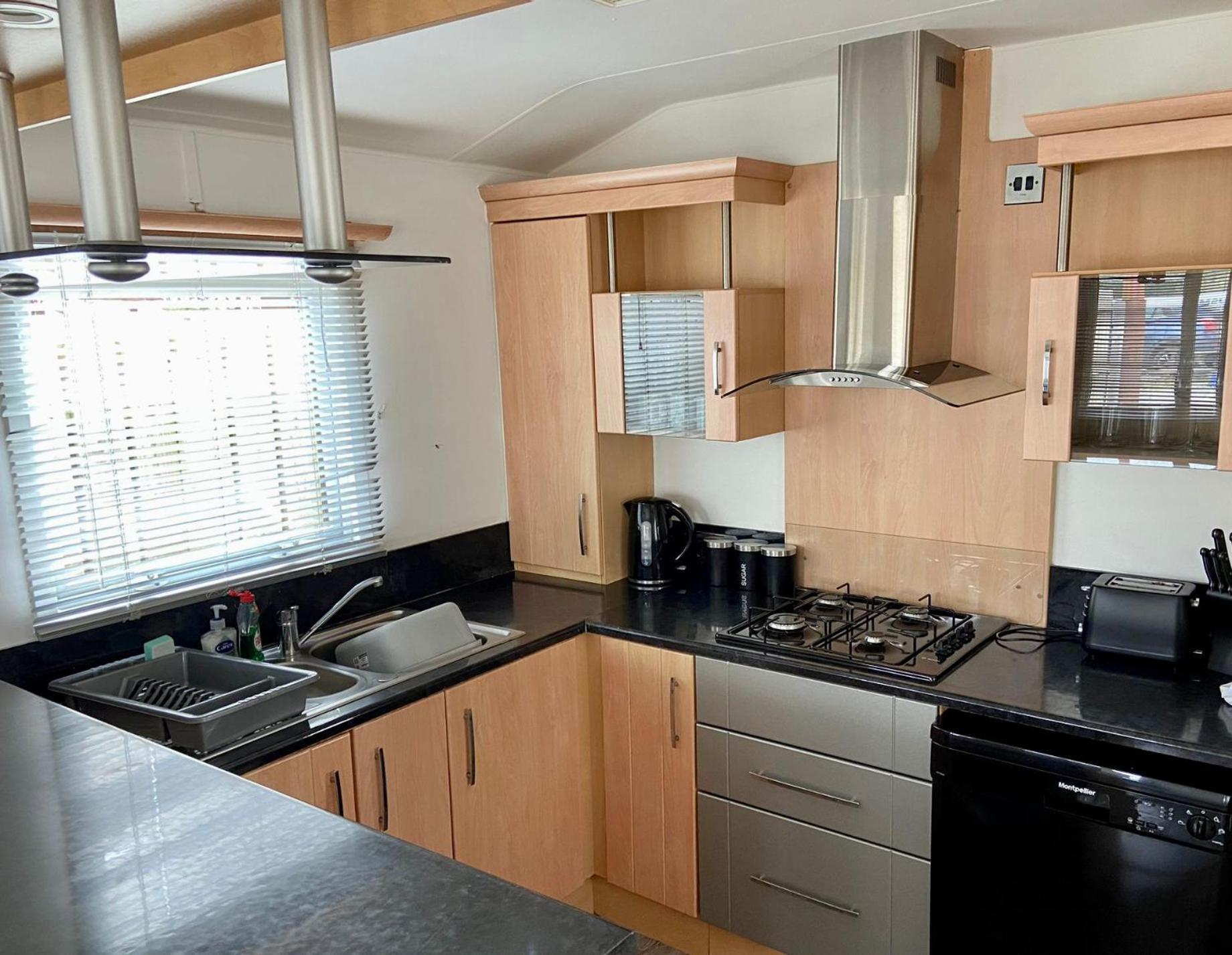 Elletson Park Wood Fired Hot Tubs, Caravans & Pods Pilling מראה חיצוני תמונה